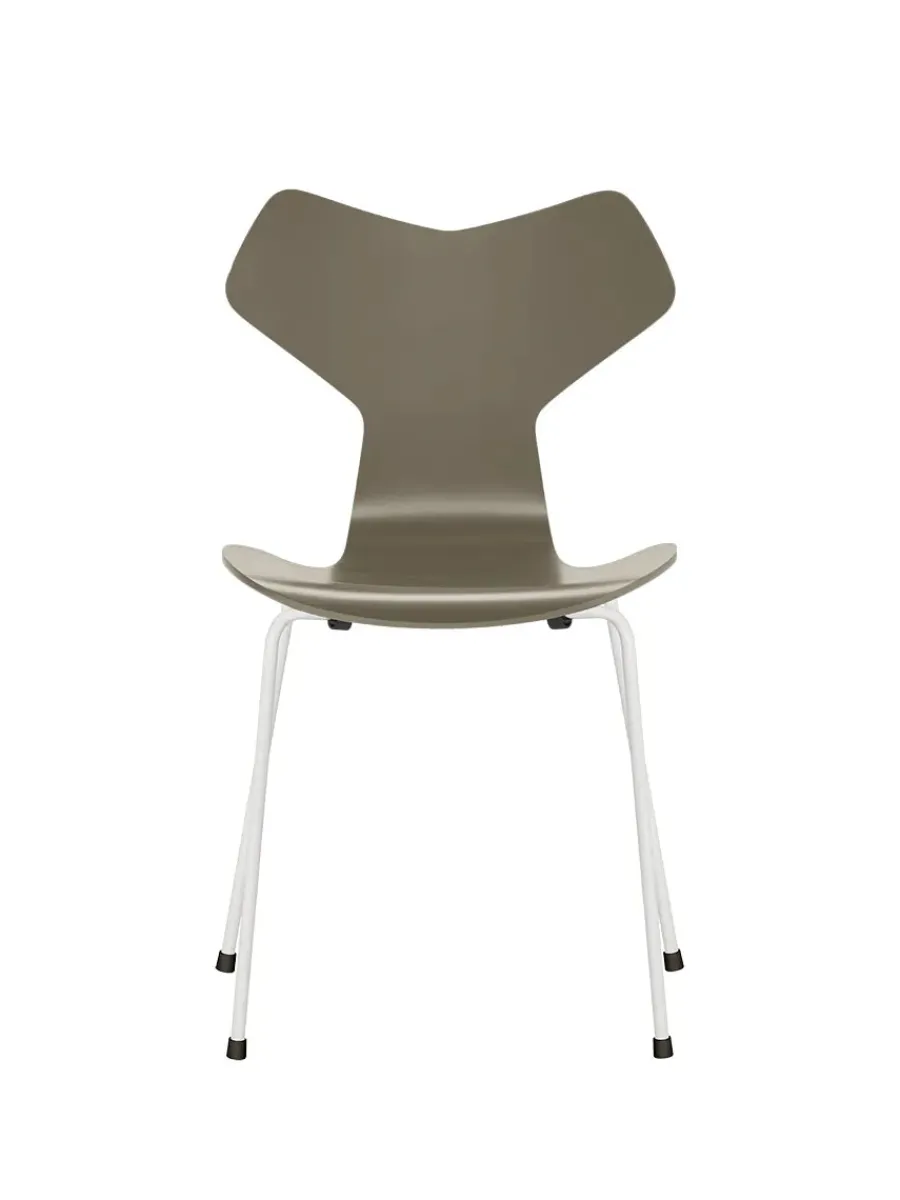 3130 Grand Prix stol lakeret af Arne Jacobsen<Fritz Hansen Hot