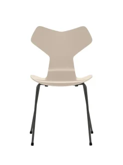 3130 Grand Prix stol lakeret af Arne Jacobsen<Fritz Hansen Hot