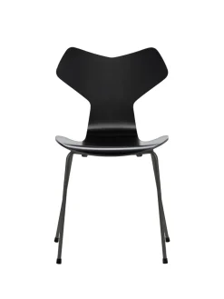 3130 Grand Prix stol lakeret af Arne Jacobsen<Fritz Hansen Hot
