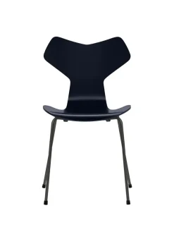 3130 Grand Prix stol lakeret af Arne Jacobsen<Fritz Hansen Hot