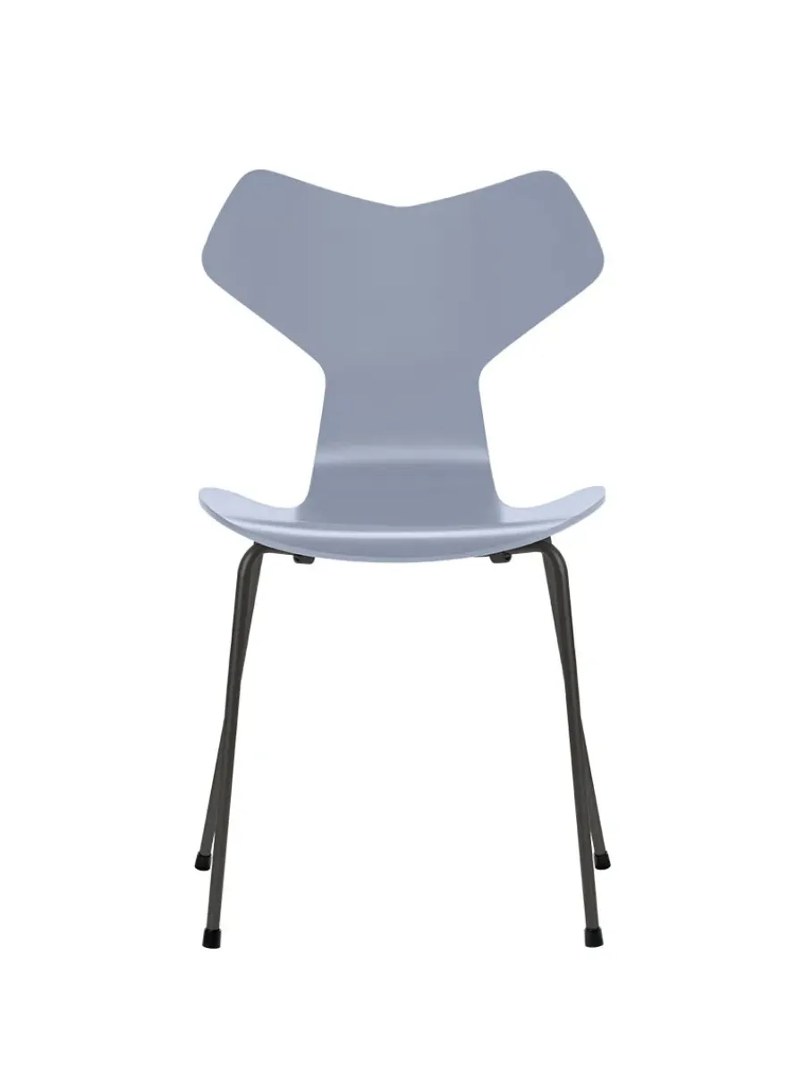 3130 Grand Prix stol lakeret af Arne Jacobsen<Fritz Hansen Hot