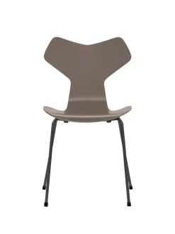 3130 Grand Prix stol lakeret af Arne Jacobsen<Fritz Hansen Hot