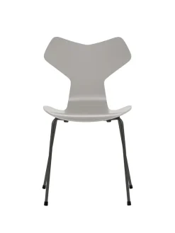 3130 Grand Prix stol lakeret af Arne Jacobsen<Fritz Hansen Hot