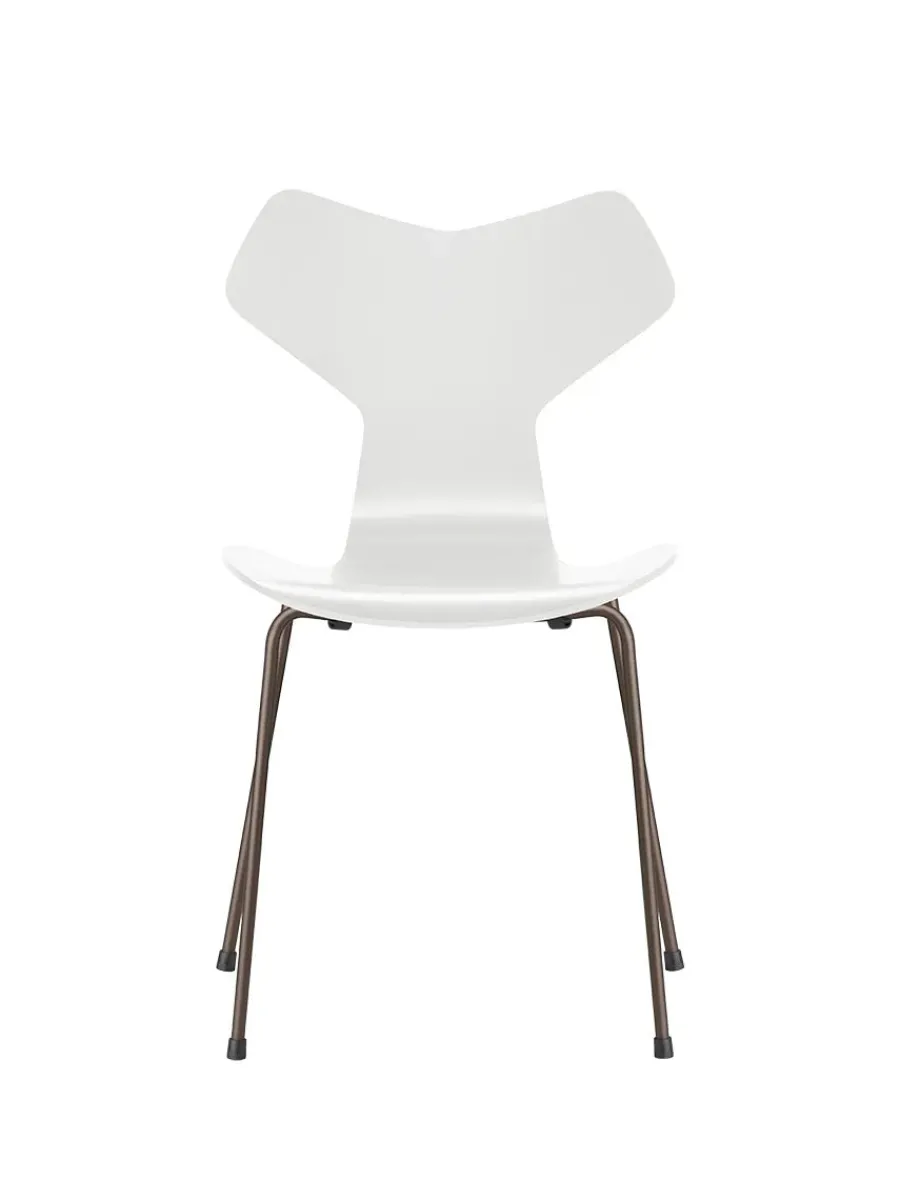 3130 Grand Prix stol lakeret af Arne Jacobsen<Fritz Hansen Hot
