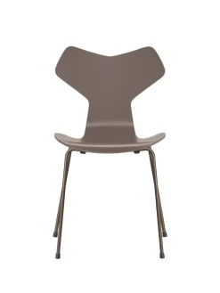3130 Grand Prix stol lakeret af Arne Jacobsen<Fritz Hansen Hot