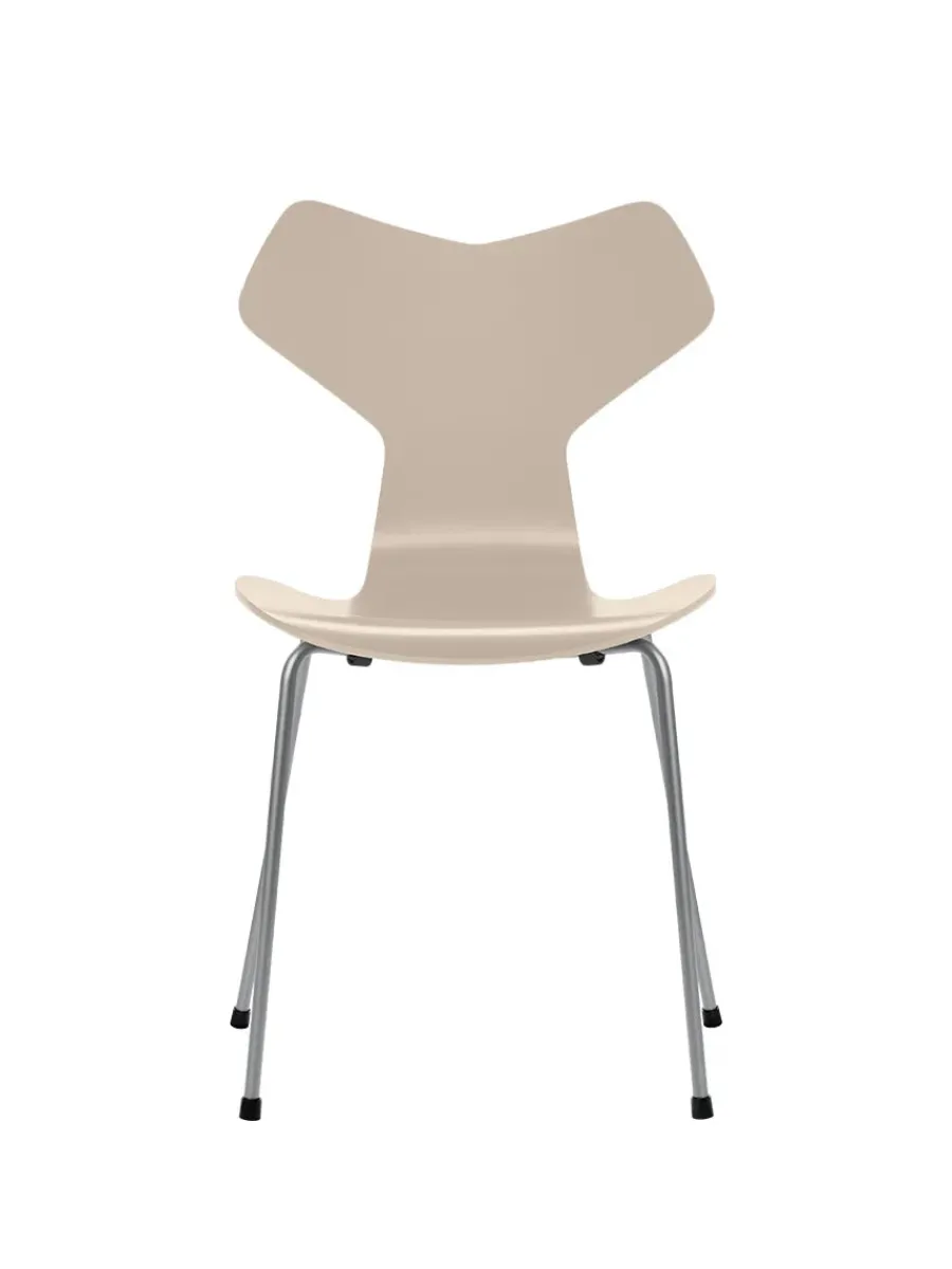 3130 Grand Prix stol lakeret af Arne Jacobsen<Fritz Hansen Hot