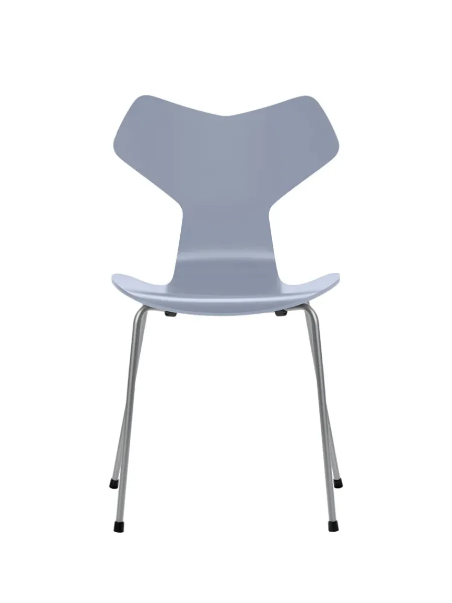 3130 Grand Prix stol lakeret af Arne Jacobsen<Fritz Hansen Hot