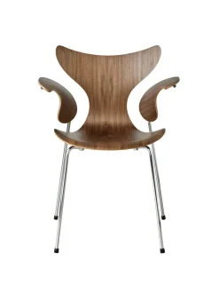 3208 Liljen armstol i valnød af Arne Jacobsen<Fritz Hansen Hot