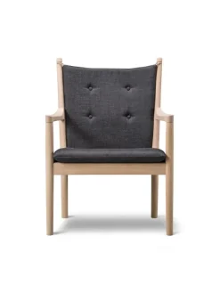 1788 Lænestol af Hans J. Wegner<Fredericia Furniture Discount
