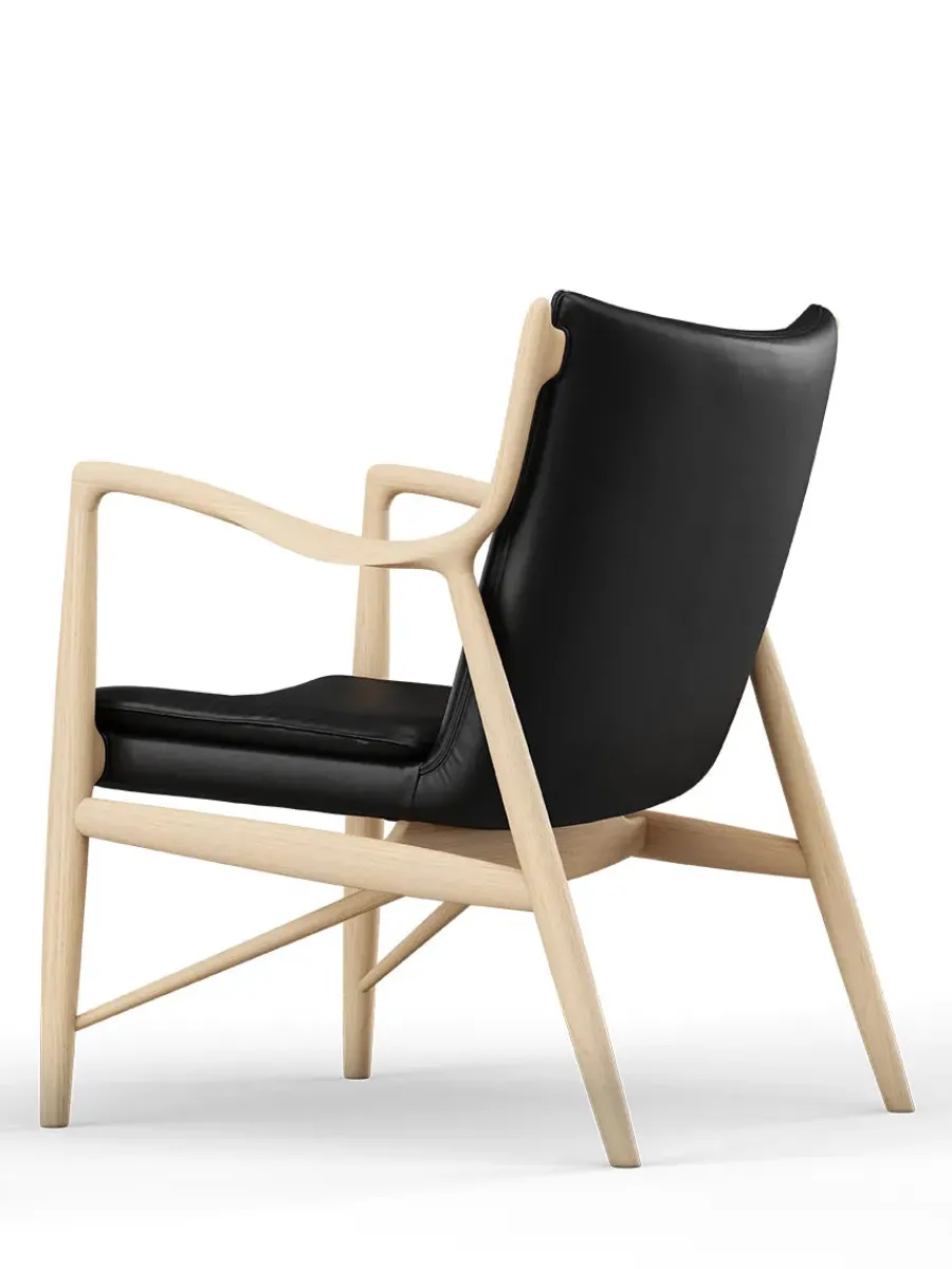 45 Lænestol, eg olie af Finn Juhl<House of Finn Juhl Online