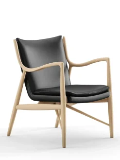 45 Lænestol, eg olie af Finn Juhl<House of Finn Juhl Online