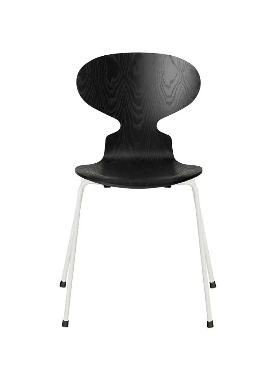 3101 Myren Stol i farvet ask af Arne Jacobsen<Fritz Hansen Online