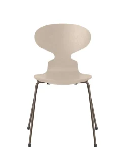 3101 Myren Stol i farvet ask af Arne Jacobsen<Fritz Hansen Online