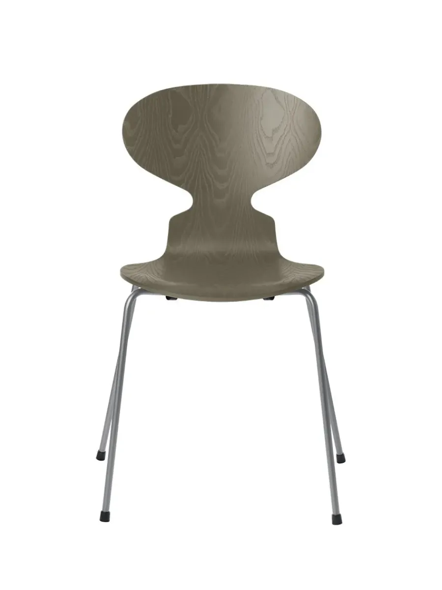 3101 Myren Stol i farvet ask af Arne Jacobsen<Fritz Hansen Online