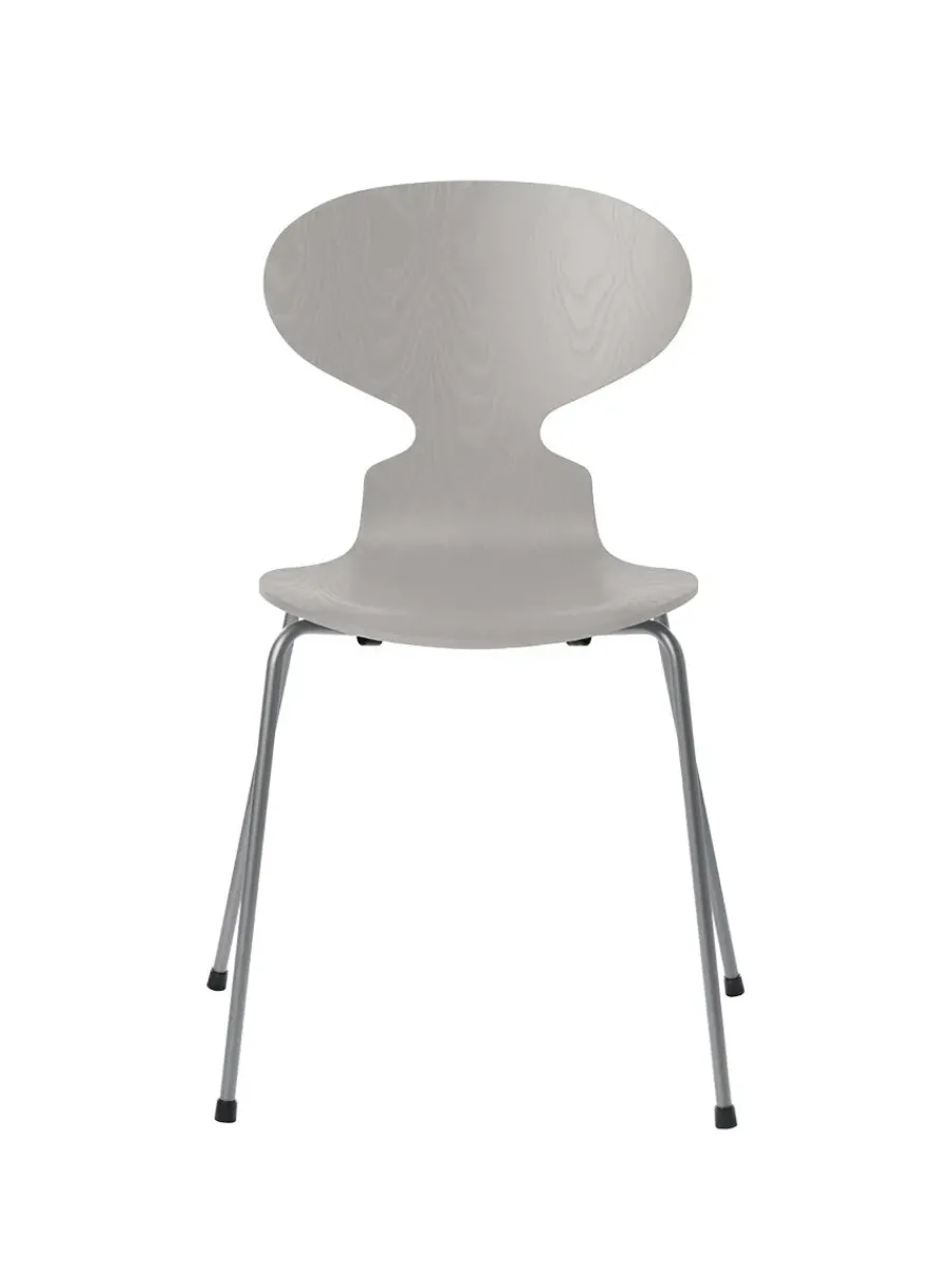 3101 Myren Stol i farvet ask af Arne Jacobsen<Fritz Hansen Online