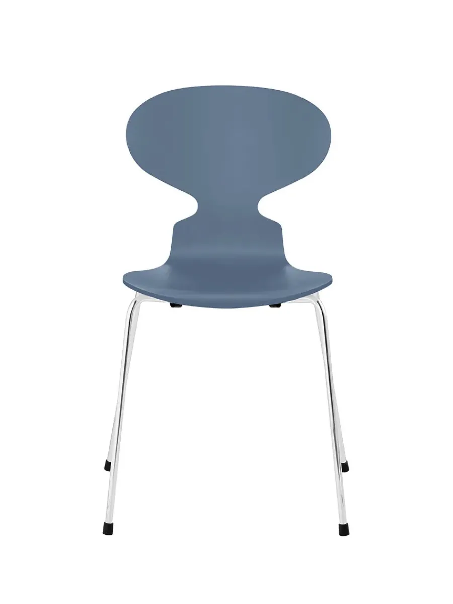 3101 Myren Stol lakeret af Arne Jacobsen<Fritz Hansen Online