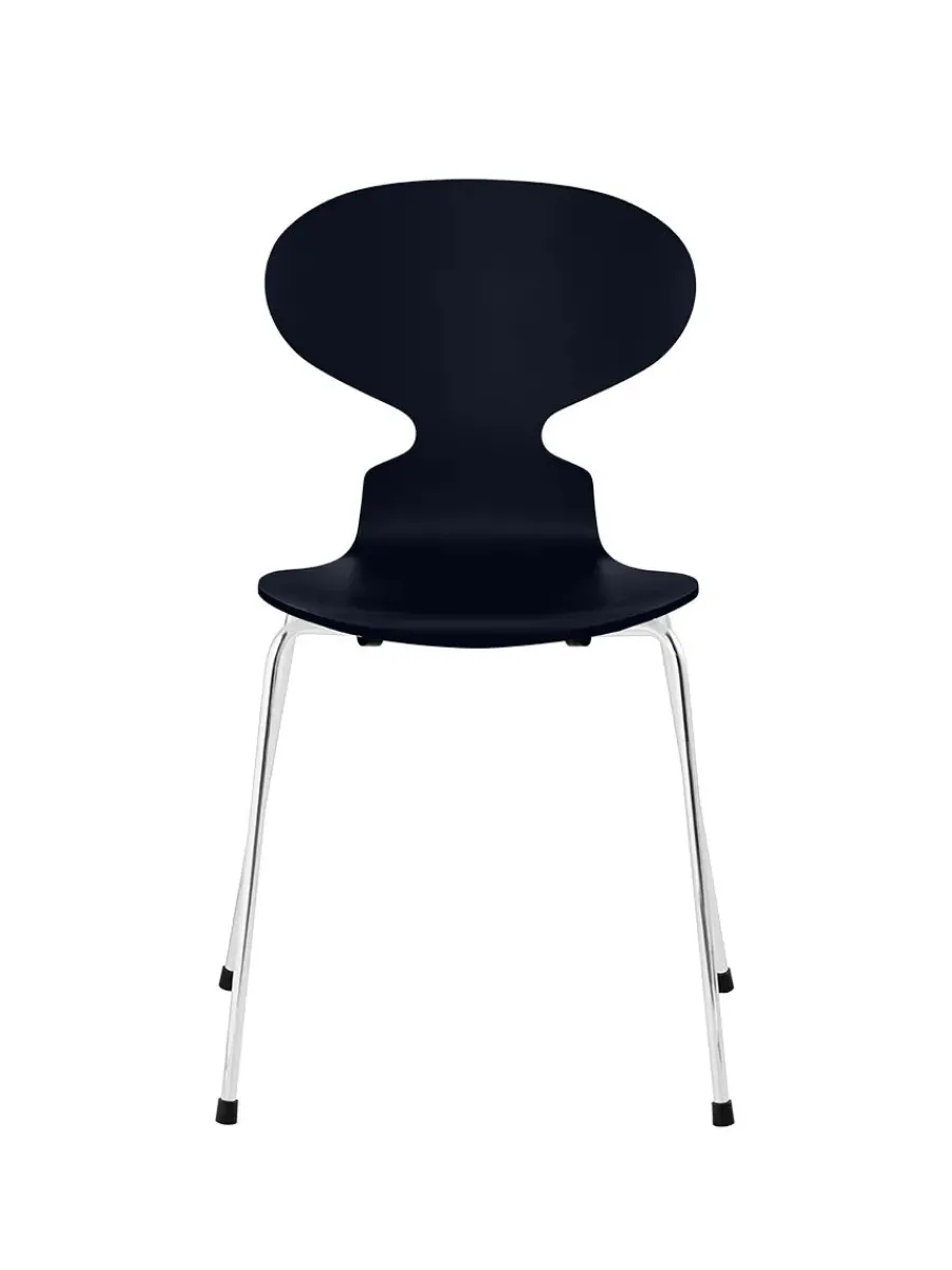 3101 Myren Stol lakeret af Arne Jacobsen<Fritz Hansen Online