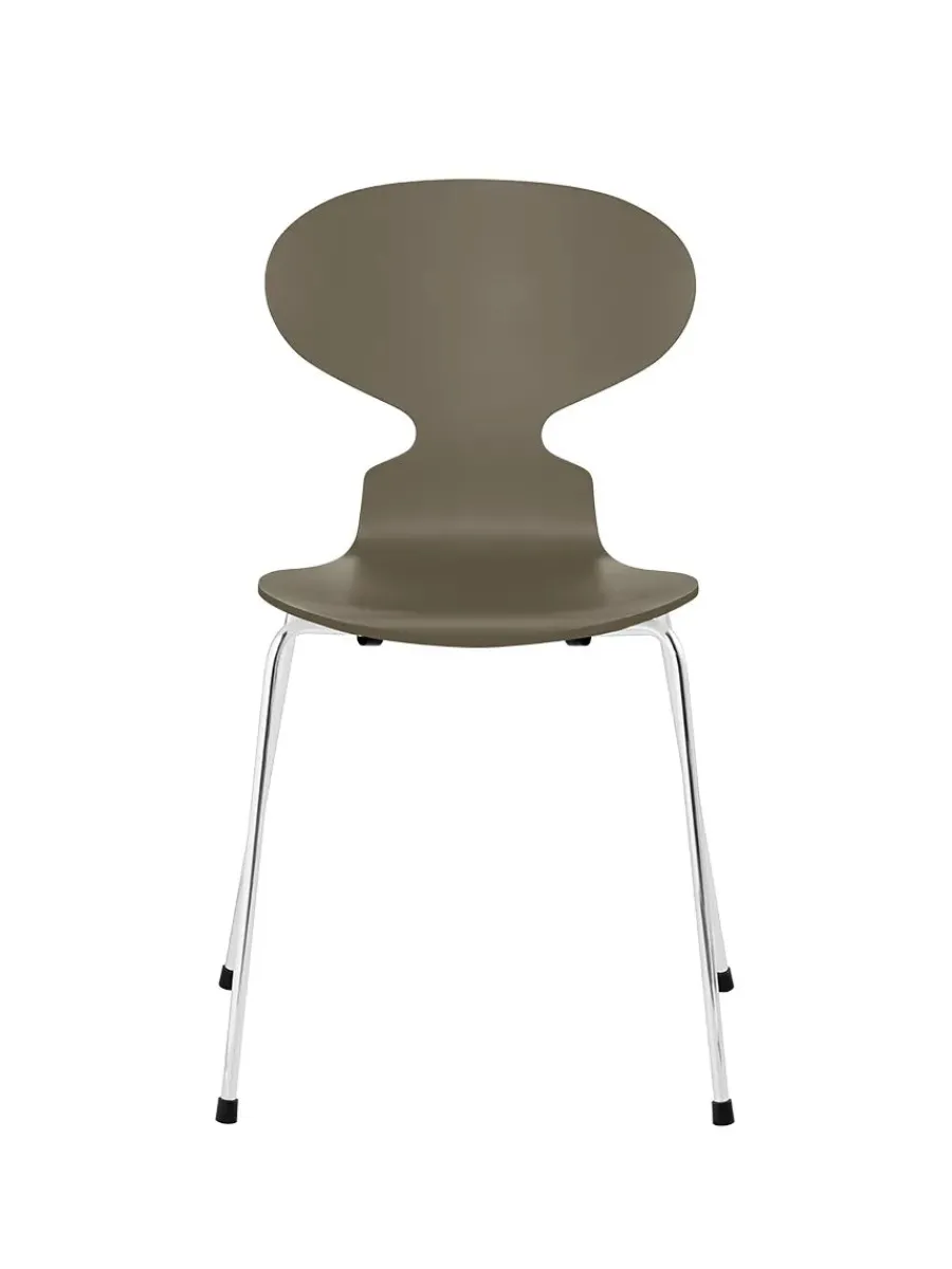 3101 Myren Stol lakeret af Arne Jacobsen<Fritz Hansen Online