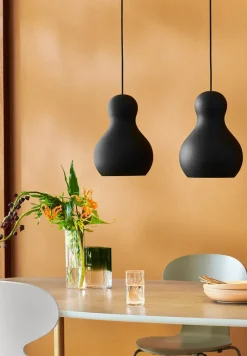 3101 Myren Stol lakeret af Arne Jacobsen<Fritz Hansen Online