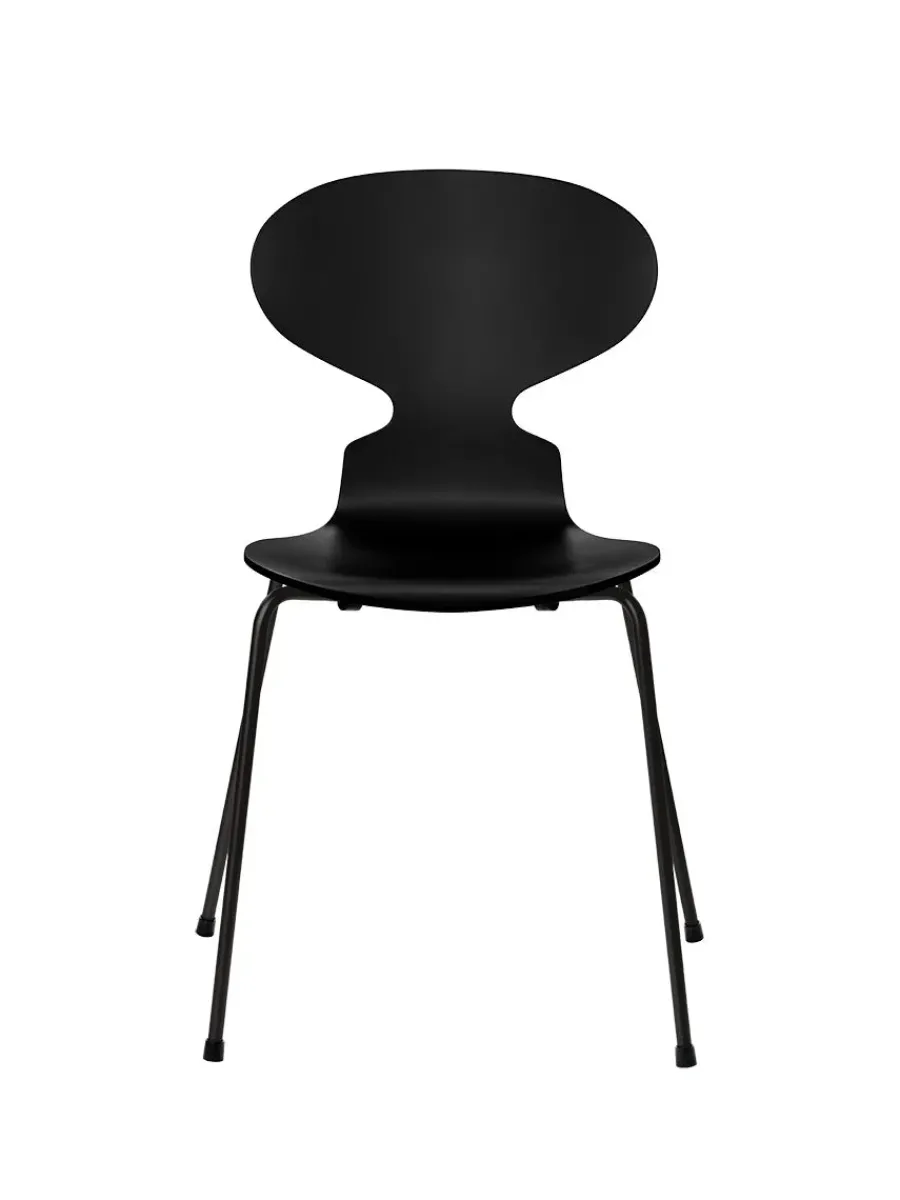 3101 Myren Stol lakeret af Arne Jacobsen<Fritz Hansen Online