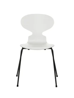3101 Myren Stol lakeret af Arne Jacobsen<Fritz Hansen Online