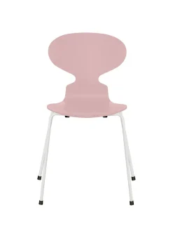 3101 Myren Stol lakeret af Arne Jacobsen<Fritz Hansen Online