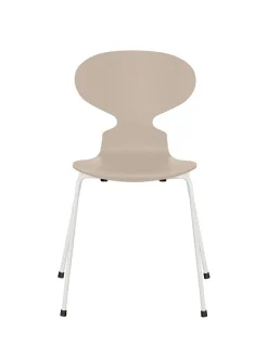 3101 Myren Stol lakeret af Arne Jacobsen<Fritz Hansen Online
