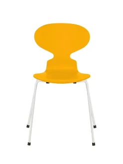 3101 Myren Stol lakeret af Arne Jacobsen<Fritz Hansen Online