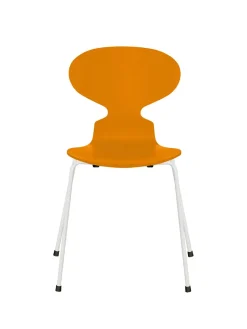 3101 Myren Stol lakeret af Arne Jacobsen<Fritz Hansen Online
