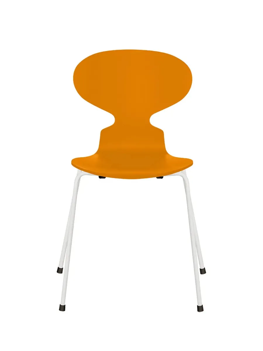 3101 Myren Stol lakeret af Arne Jacobsen<Fritz Hansen Online