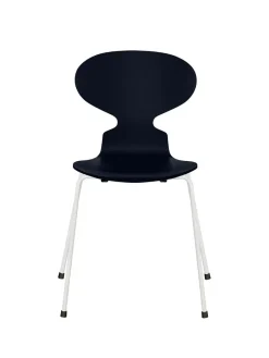 3101 Myren Stol lakeret af Arne Jacobsen<Fritz Hansen Online
