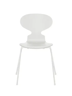3101 Myren Stol lakeret af Arne Jacobsen<Fritz Hansen Online