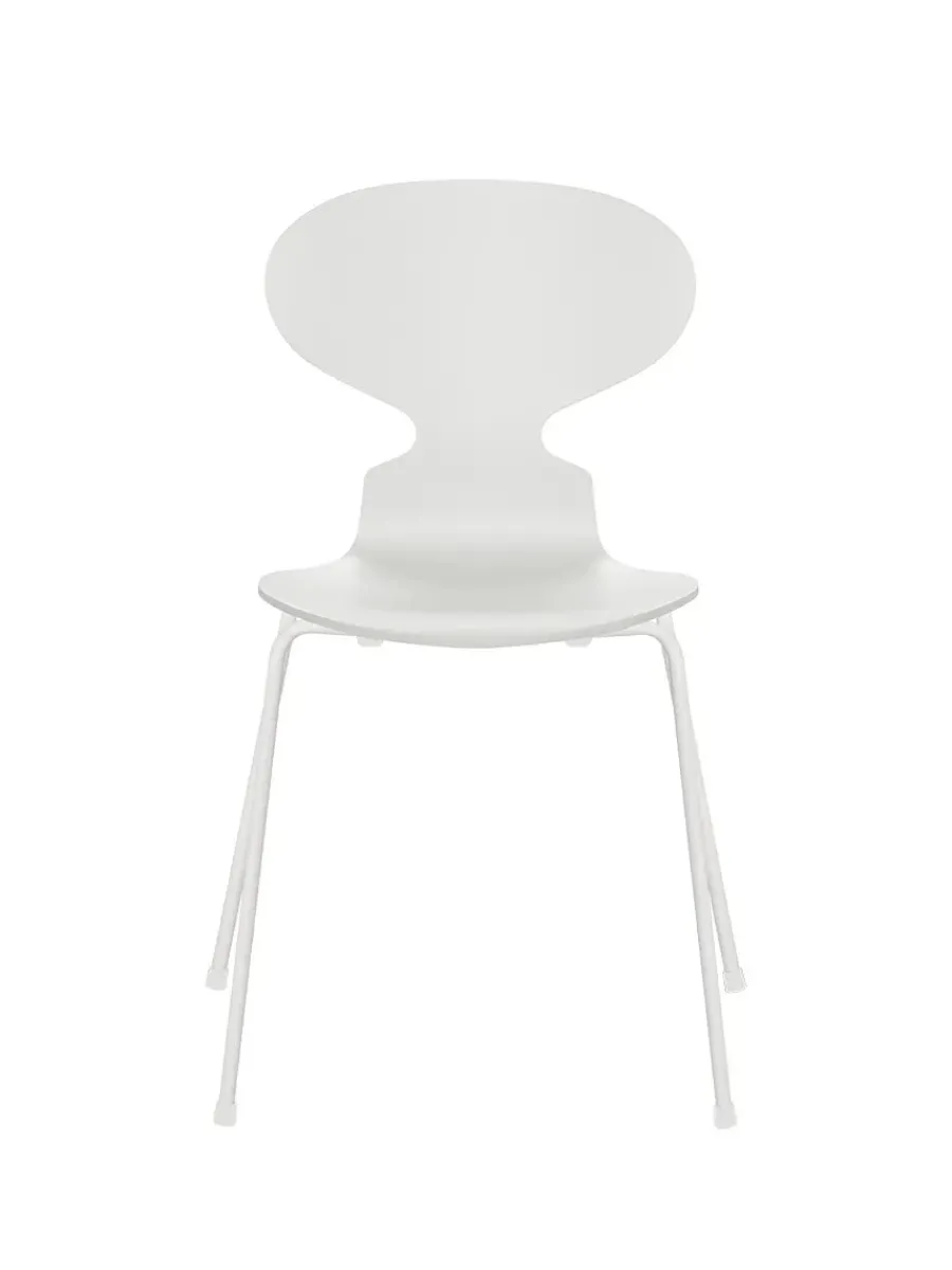 3101 Myren Stol lakeret af Arne Jacobsen<Fritz Hansen Online