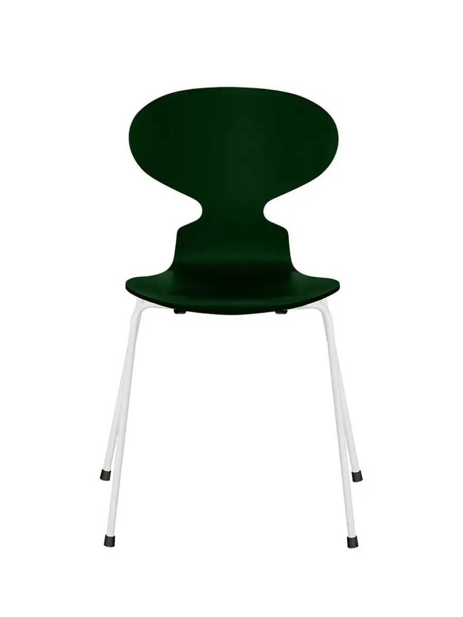 3101 Myren Stol lakeret af Arne Jacobsen<Fritz Hansen Online