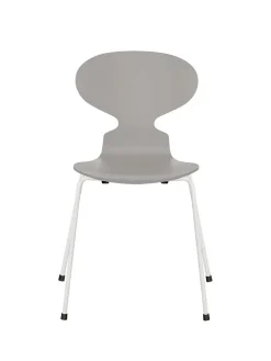 3101 Myren Stol lakeret af Arne Jacobsen<Fritz Hansen Online