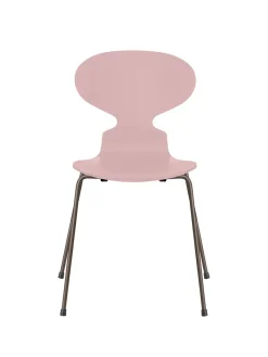 3101 Myren Stol lakeret af Arne Jacobsen<Fritz Hansen Online