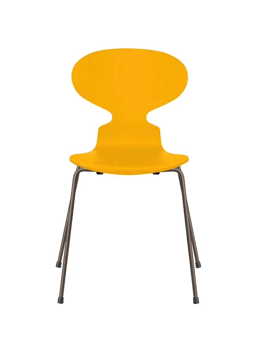 3101 Myren Stol lakeret af Arne Jacobsen<Fritz Hansen Online