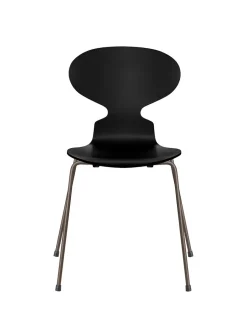 3101 Myren Stol lakeret af Arne Jacobsen<Fritz Hansen Online