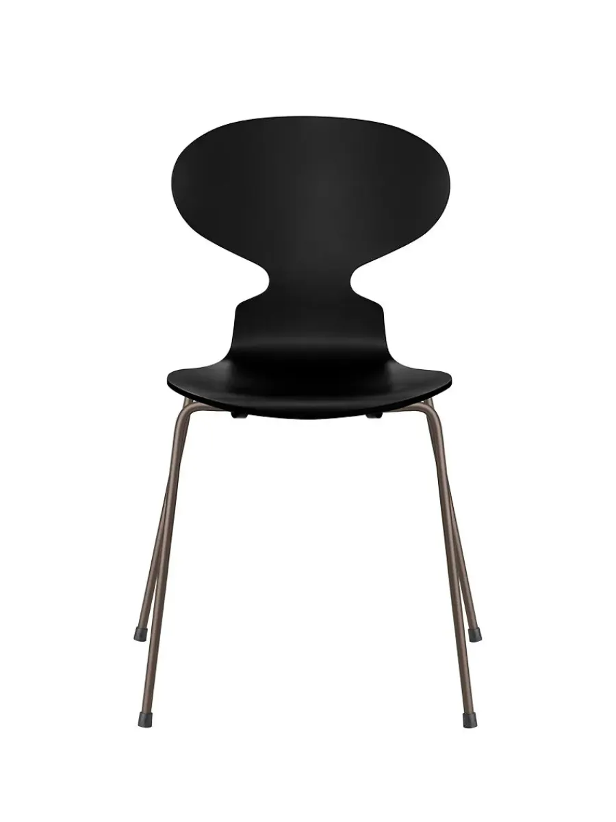 3101 Myren Stol lakeret af Arne Jacobsen<Fritz Hansen Online