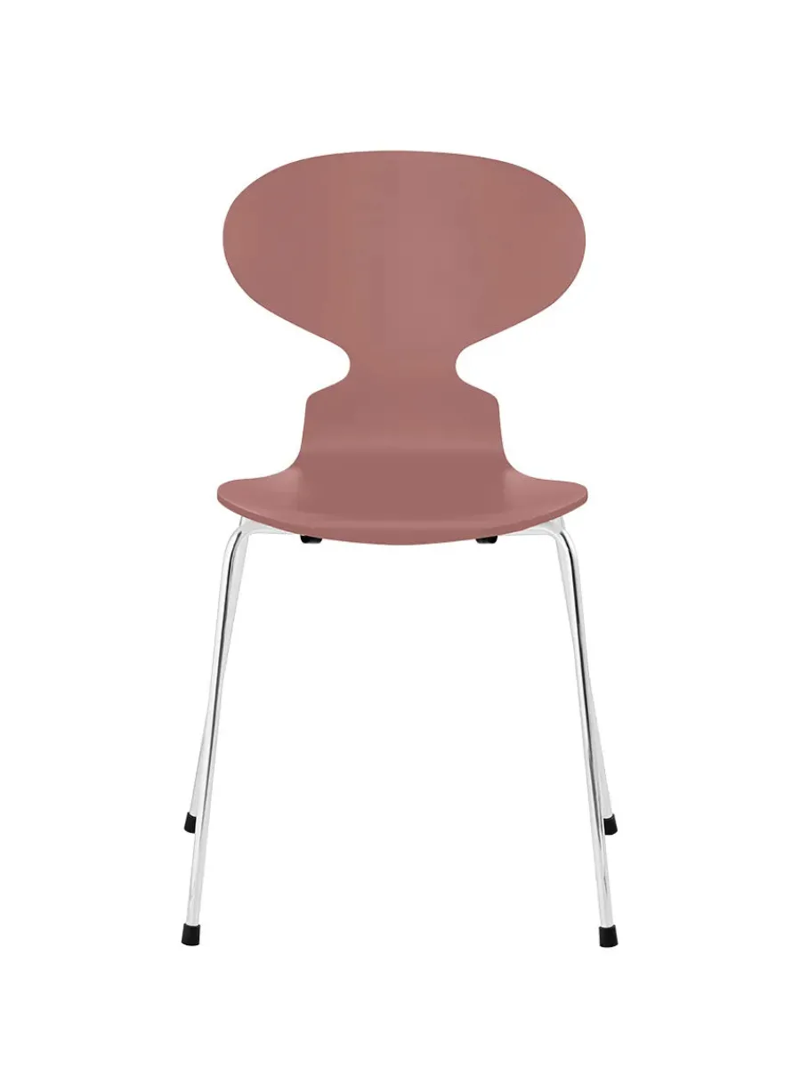 3101 Myren Stol lakeret af Arne Jacobsen<Fritz Hansen Online