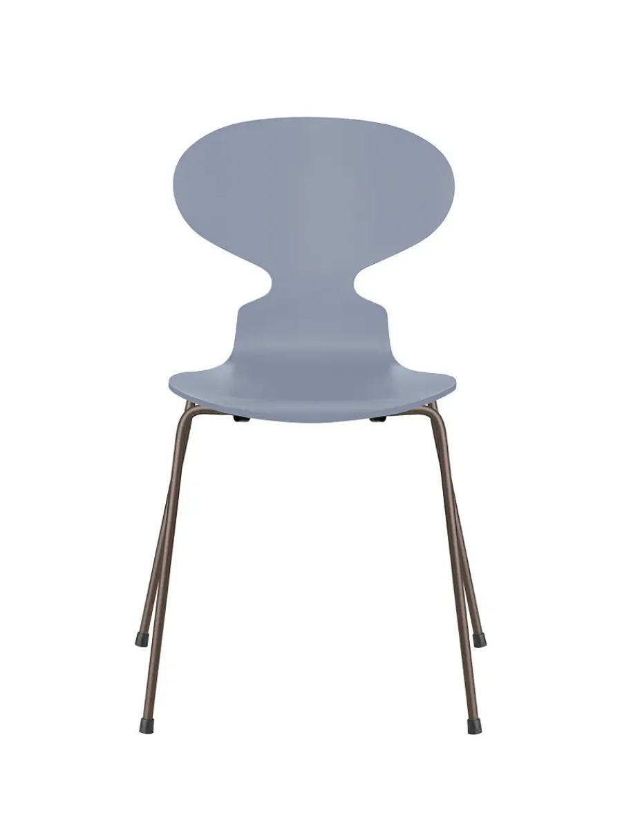3101 Myren Stol lakeret af Arne Jacobsen<Fritz Hansen Online
