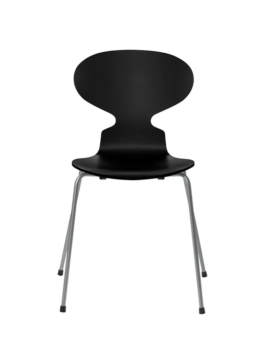 3101 Myren Stol lakeret af Arne Jacobsen<Fritz Hansen Online
