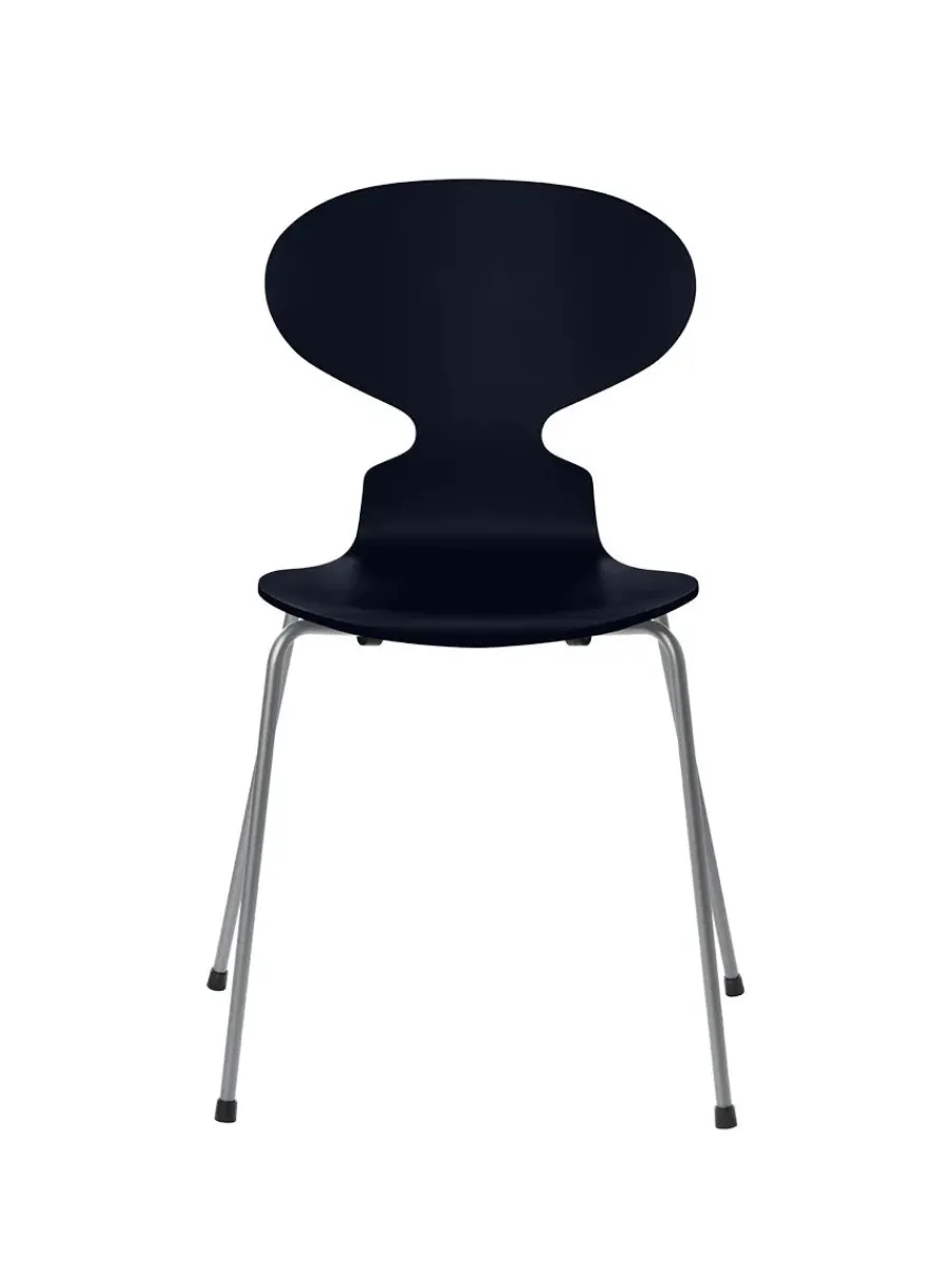 3101 Myren Stol lakeret af Arne Jacobsen<Fritz Hansen Online