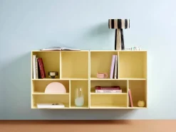 1619 reol inkl. hjul fra<Montana Hot