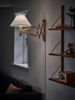 224-6 Sax Væglampe Jubilæumsudgave, smoked oak fra<Le Klint Sale