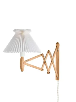 224-6 Sax Væglampe Jubilæumsudgave, light oak fra<Le Klint New