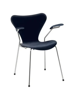 3207 Serie 7 Armstol af Arne Jacobsen<Fritz Hansen Discount
