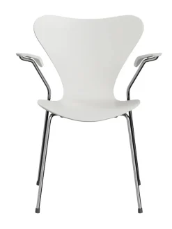 3207 Serie 7 Armstol af Arne Jacobsen<Fritz Hansen Discount