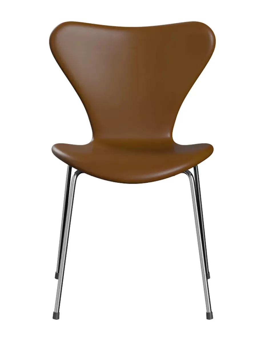 3107 Serie 7, fuldpolstret af Arne Jacobsen<Fritz Hansen New