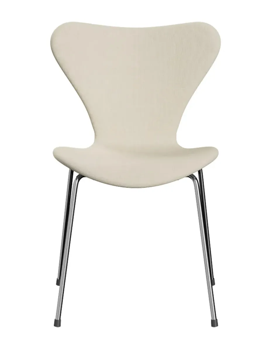 3107 Serie 7, fuldpolstret af Arne Jacobsen<Fritz Hansen New